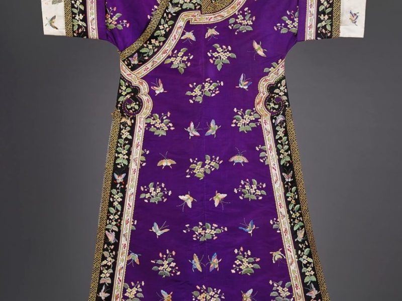 A Purple Silk Costume, changyi